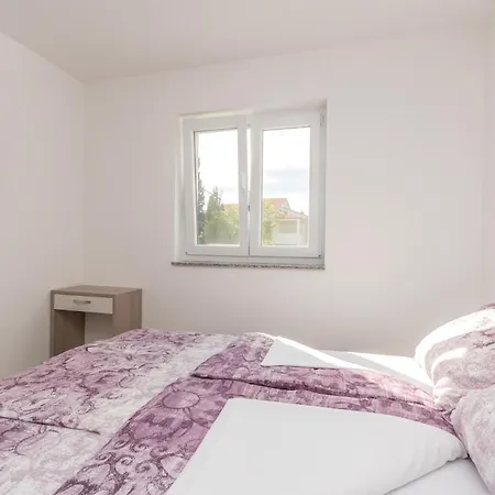 1 Bedroom Awesome In Biograd Na Moru